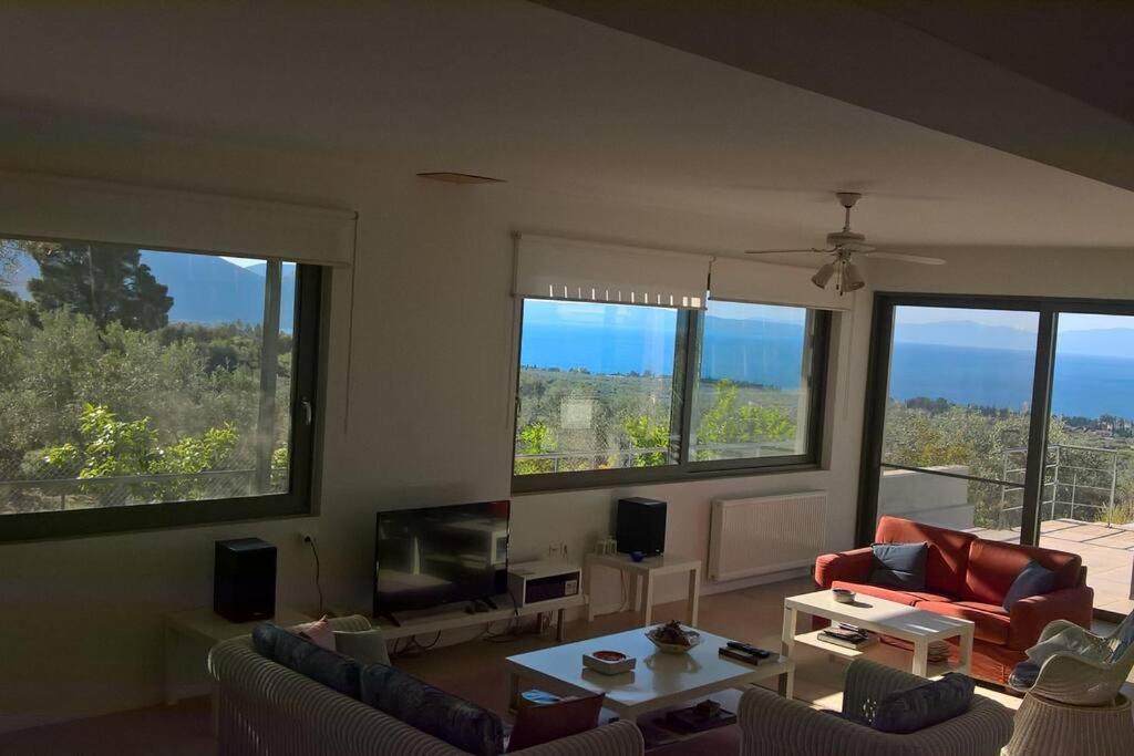 Panoramic View Summerhouse Loukissia Bagian luar foto