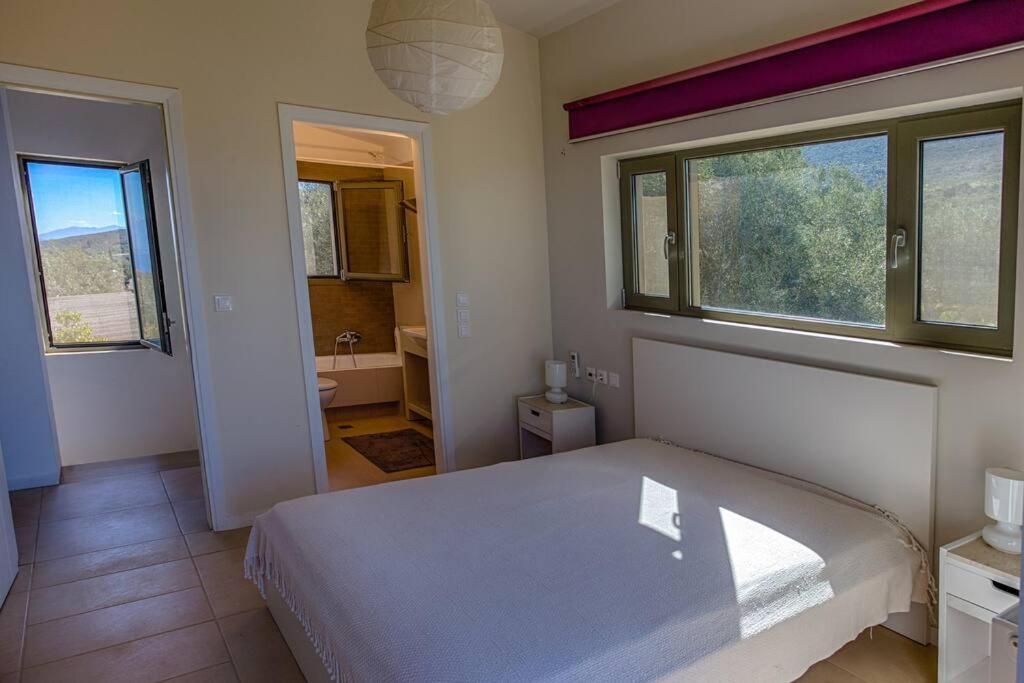 Panoramic View Summerhouse Loukissia Bagian luar foto